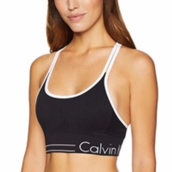 Calvin Klein performance bra - Picture 3 of 3